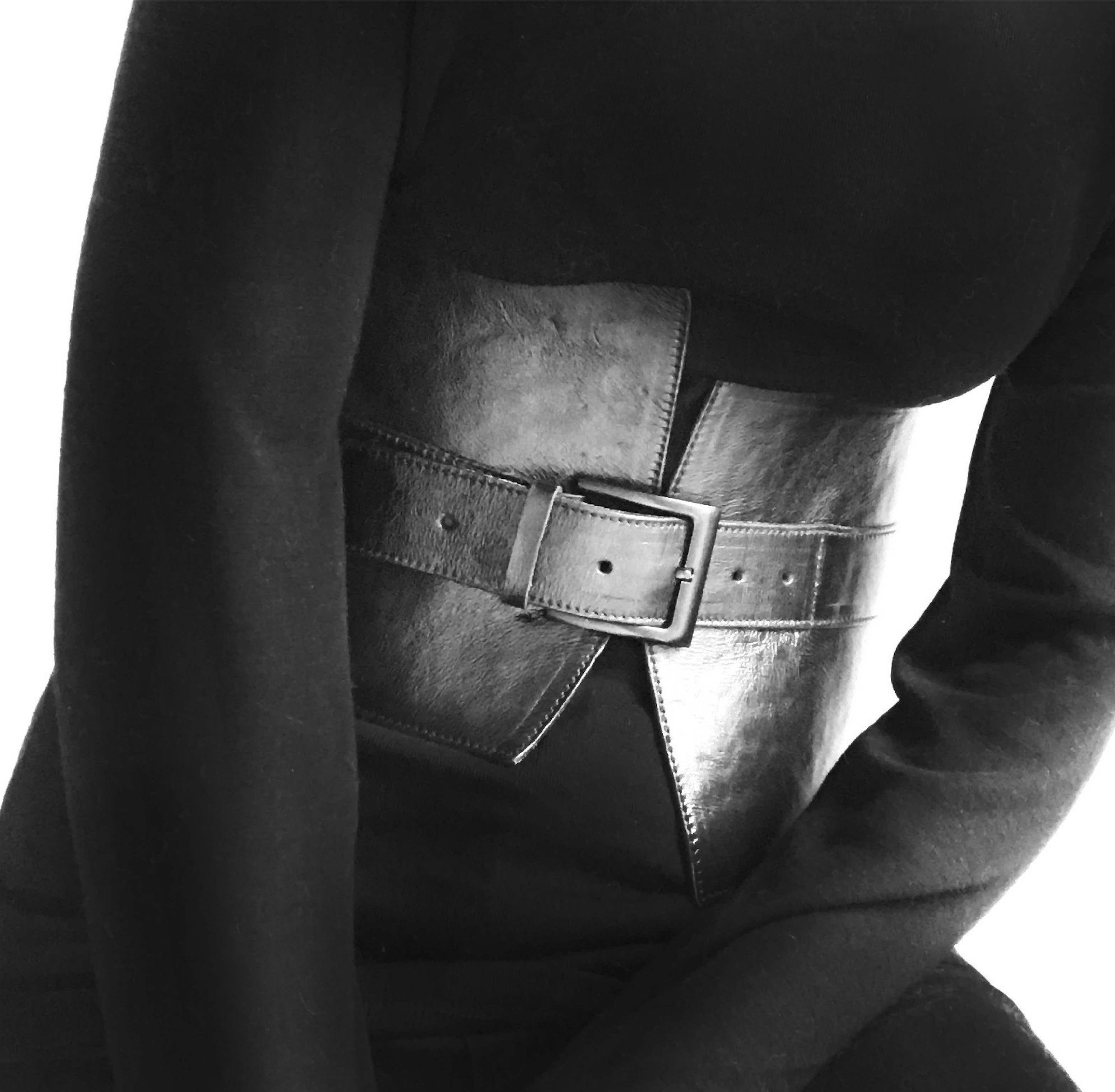 The Asymmetrical Leather Corset Belt – héxié